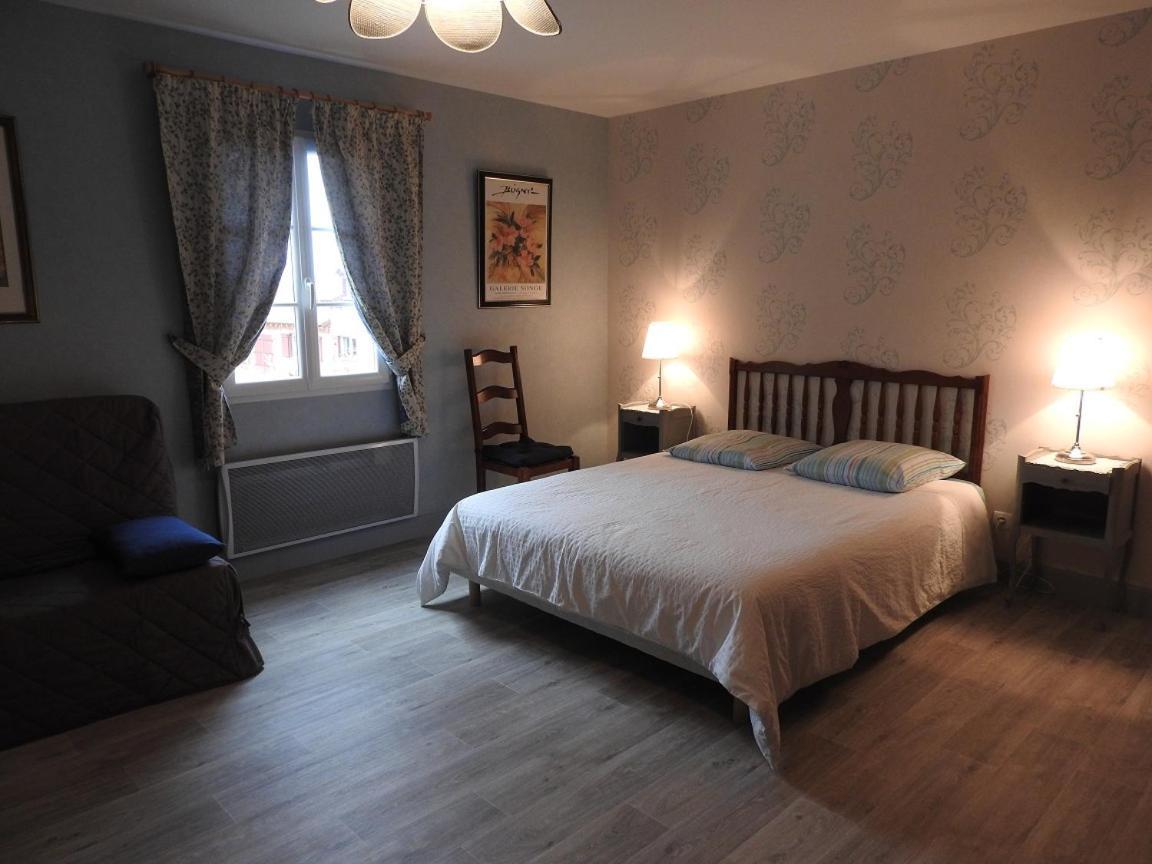 La Dinandiere La Chapelle-de-Bragny Bagian luar foto